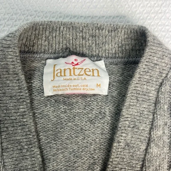 Vintage Jantzen Mens Sz M Gray Cable Knit Button Front Sweater Vest Made in USA - Picture 3 of 7